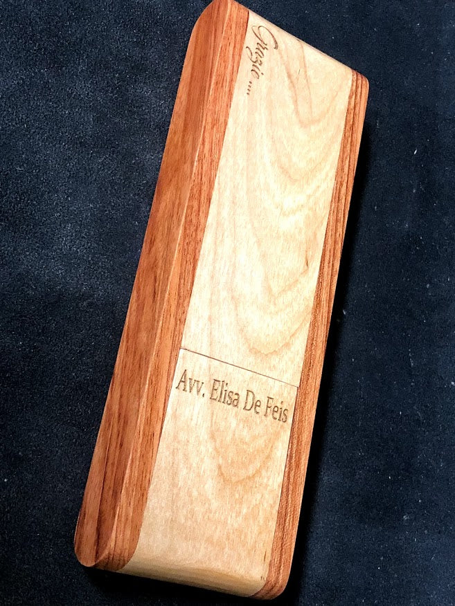 Penne in legno personalizzate con incisione laser - Syntesi Soluzioni  Creative